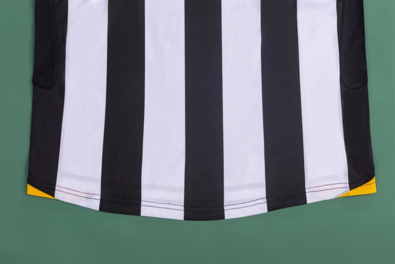 RETRO 05/06 Juventus Home Soccer Jersey
