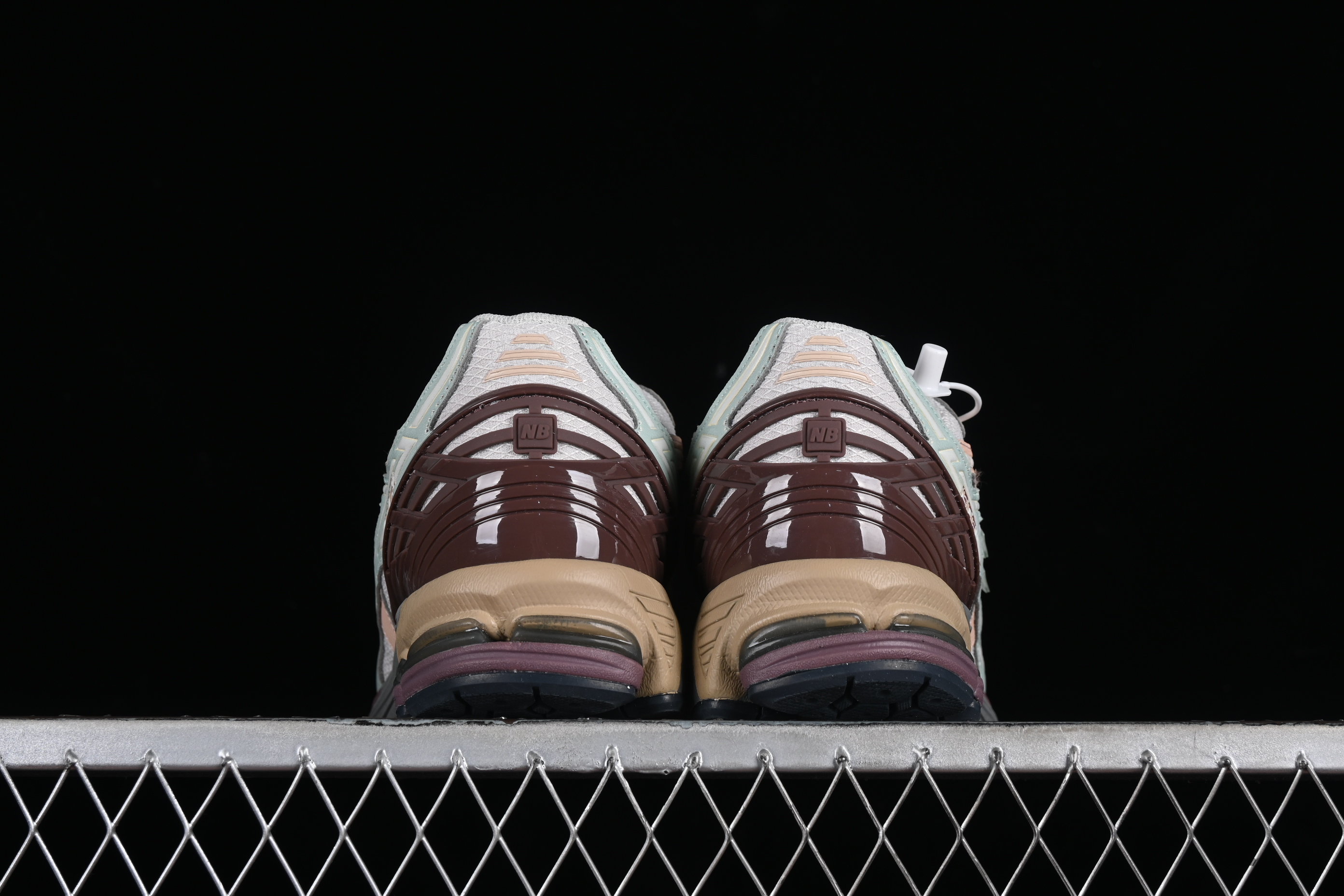 New Balance 1906 Series Retro Dad Style Casual Running Shoes - M1906ND
