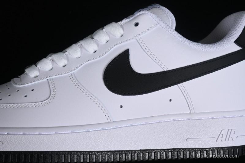 Nike Air Force 1 '07 Low Casual Sneakers in Black and White - FQ4296-101
