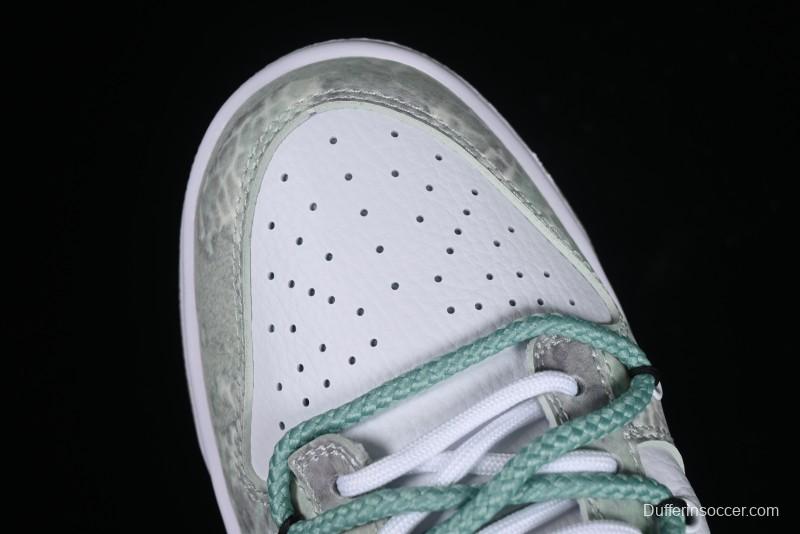 Nike SB Dunk Low Limited Edition Year of the Dragon - SJ2068-229