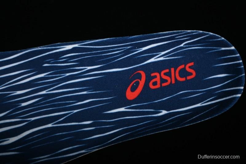 Asics Gel-Kayano 31 Running Shoes with Enhanced Cushioning and Breathable Design - 1011B950-400