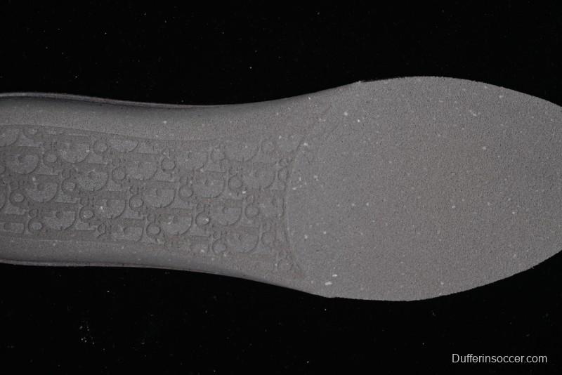 Dior B30 Sneakers with Reflective CD30 Logo and Lightweight Rubber Sole - CD30