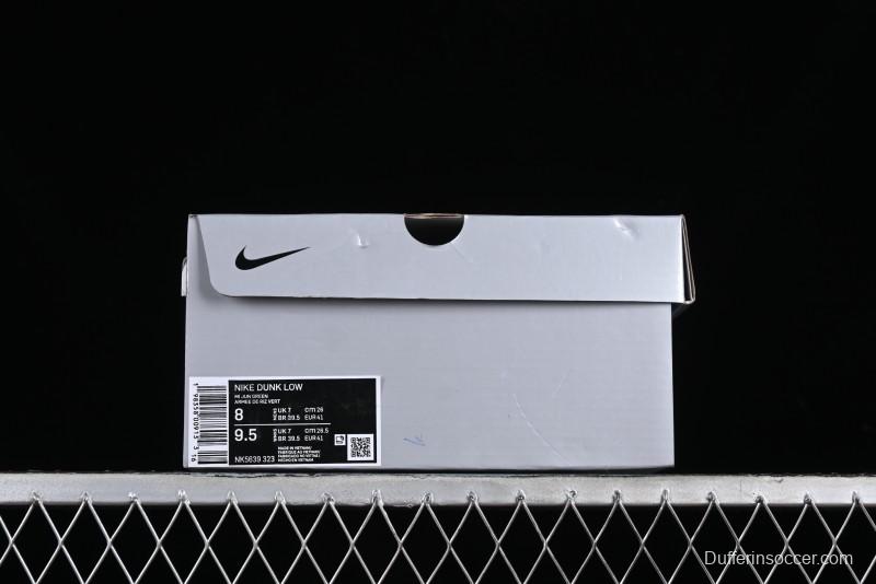 Nike SB Dunk Low Collaboration Triple Swoosh Military Green Colorway Low-Top Casual Skateboarding Shoes - NK5639-323