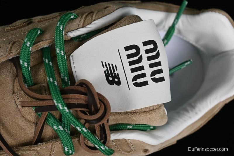 Miu Miu x New Balance 530 Low-Top Retro Running Sneakers with Deconstructed Design - 38165