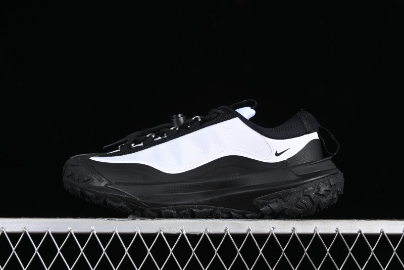 Nike ACG Mountain Fly 2 Low SP Outdoor Hiking Shoes with GORE-TEX and React Foam - FZ3311-101