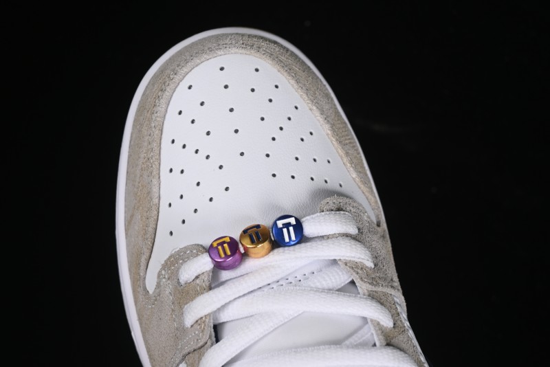 Nike SB Dunk Low Rayssa Leal Pro Skate Shoes with Colorful Smiley Laces - FZ5251-001