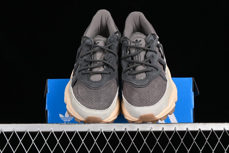 Adidas Originals Ozweego TR Retro Lightweight Running Sneakers - IF8577