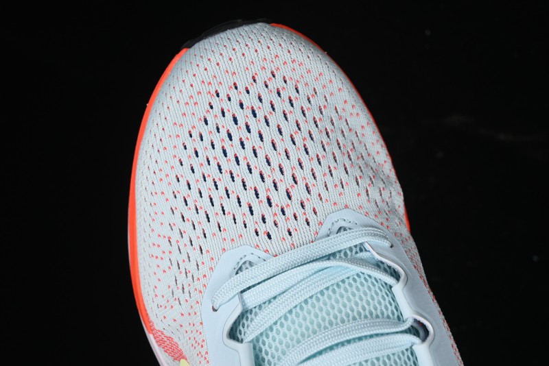 Nike Zoom Winflo 11 Running Shoes with Lunar-Inspired Mesh and Enhanced Cushioning - FJ9509-402