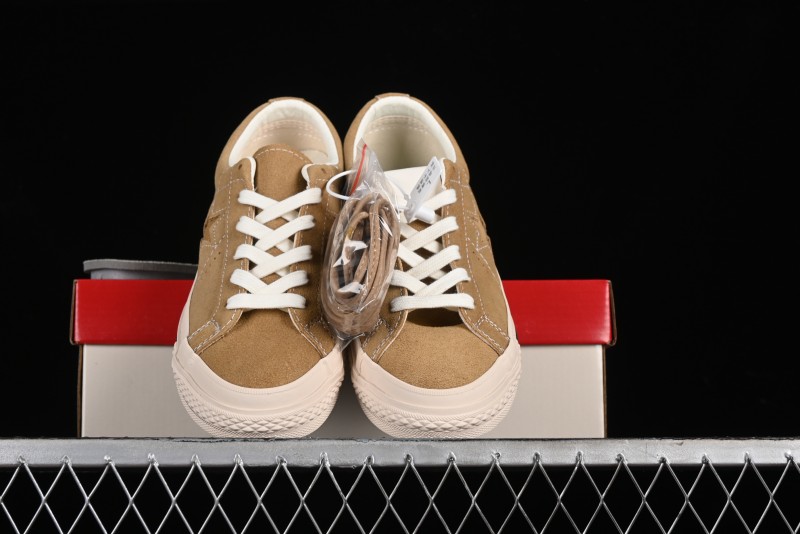 Converse One Star J Suede Low-Top Casual Sneakers with Madness 10th Anniversary Collaboration - M.C3