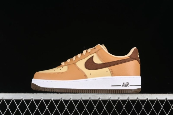 Nike Air Force 1 '07 Low Casual Sneakers with Full-Length Air Cushion - HQ3905-200