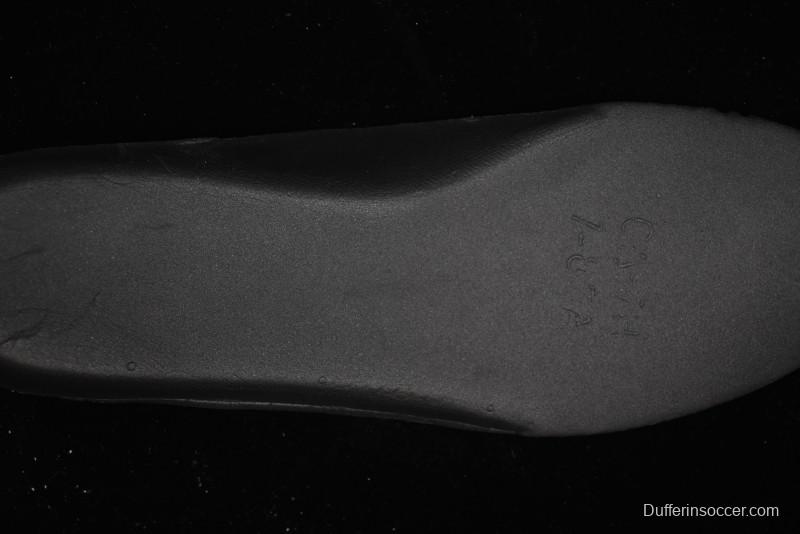 Nike Air Humara Retro Trail Running Shoes with 1990s Outdoor Style - FJ7109-001