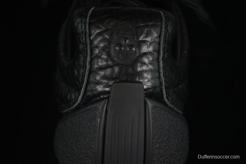 Alexander McQueen Flexion Retro Sneakers in Black with Diamond Grain Calfskin - 8.F6