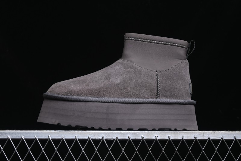 UGG Dakota 5CM Classic Wool Snow Boots with TREADLITE Outsole - 1168170