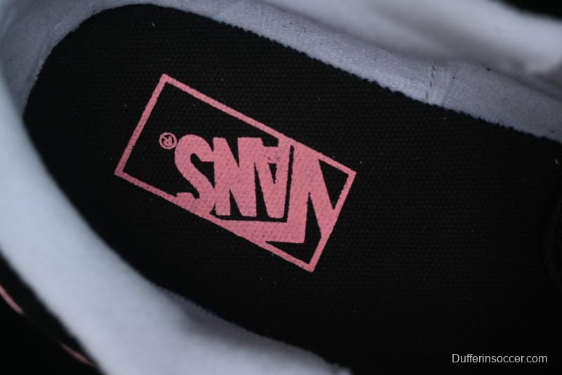 Vans Knu Skool Low Top Retro Sneakers in Black Pink with Big Logo - VN0009QC6BT1