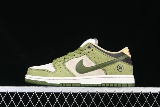 Nike Yuto Horigome x SB Dunk Low Pro 2.0 Casual Skate Shoes with Speckled Design - HF8022-300
