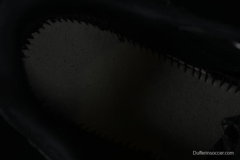 Dior B30 Sneakers with Reflective CD30 Logo and Lightweight Rubber Sole - CD30