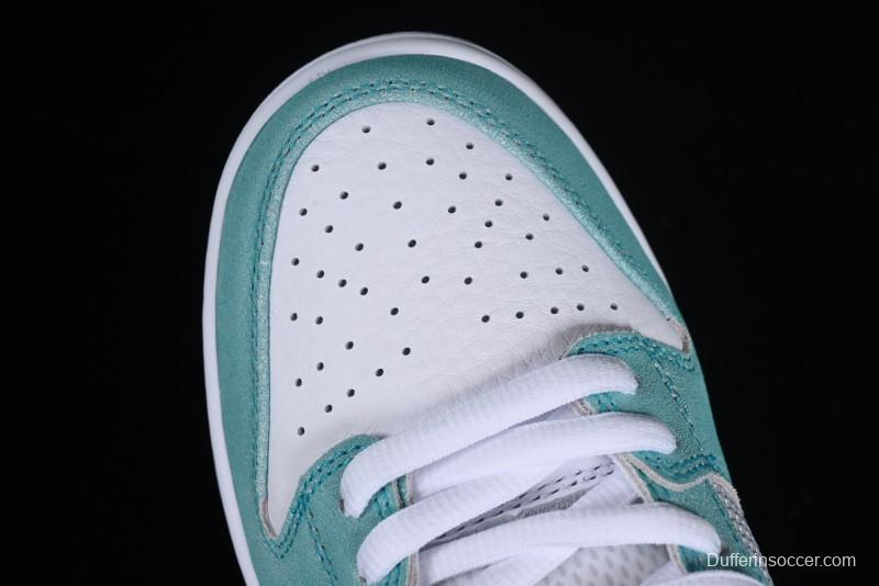 Nike April Skateboards SB Dunk Low Collaboration Frozen Rose SB Shattered Backboard Casual Skate Shoes - FD2562-400