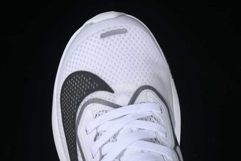 Nike Zoom Fly 6 Lightweight Responsive Running Shoes with React Foam and Carbon Fiber Plate - FN8454-100