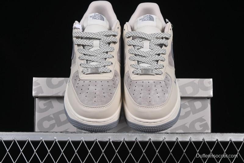 Nike Air Force 1 '07 Low The North Face Collaboration Patchwork Pigskin Red Tail Casual Sneakers - XZ6188-649