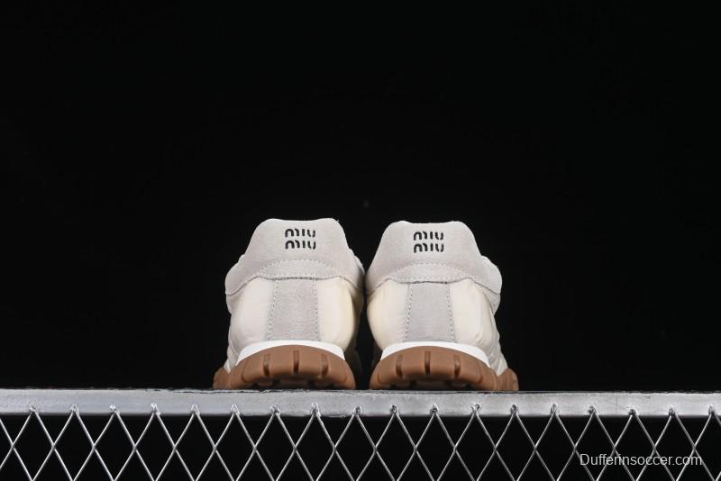 Miu Miu Suede Round Toe Lace-Up Women's Low-Top Casual Shoes in Beige - 99D4