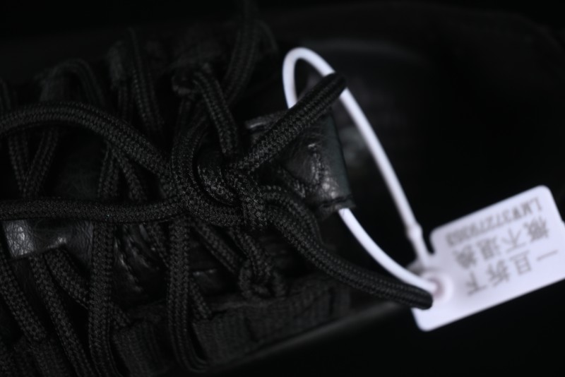 Men's All-Black Premium Leather Sneakers – Sleek & Versatile Design