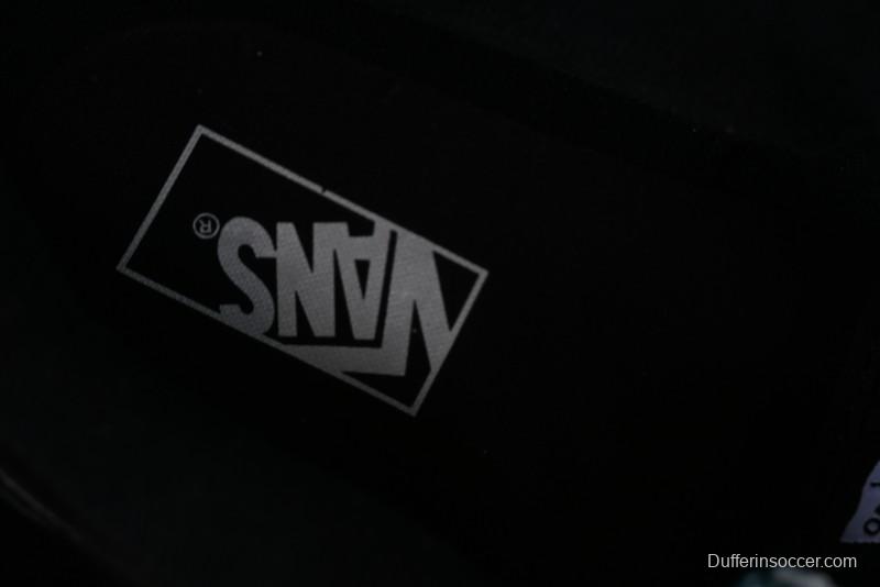 Vans Knu Skool Low-Top Retro Chunky Sneakers - VN000CRPGRN