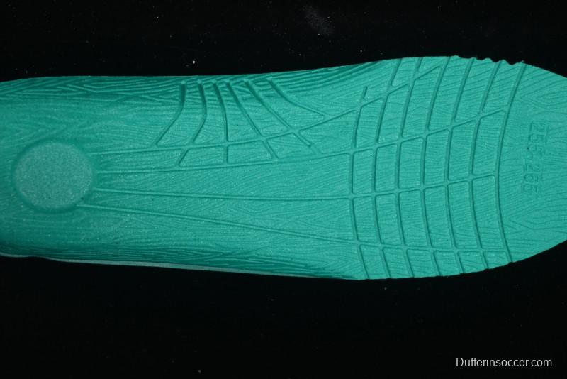 New York Yankees MLB Chunky Liner Custom Platform Sneakers in Neon Pink - 3ASXCA12N50WHS