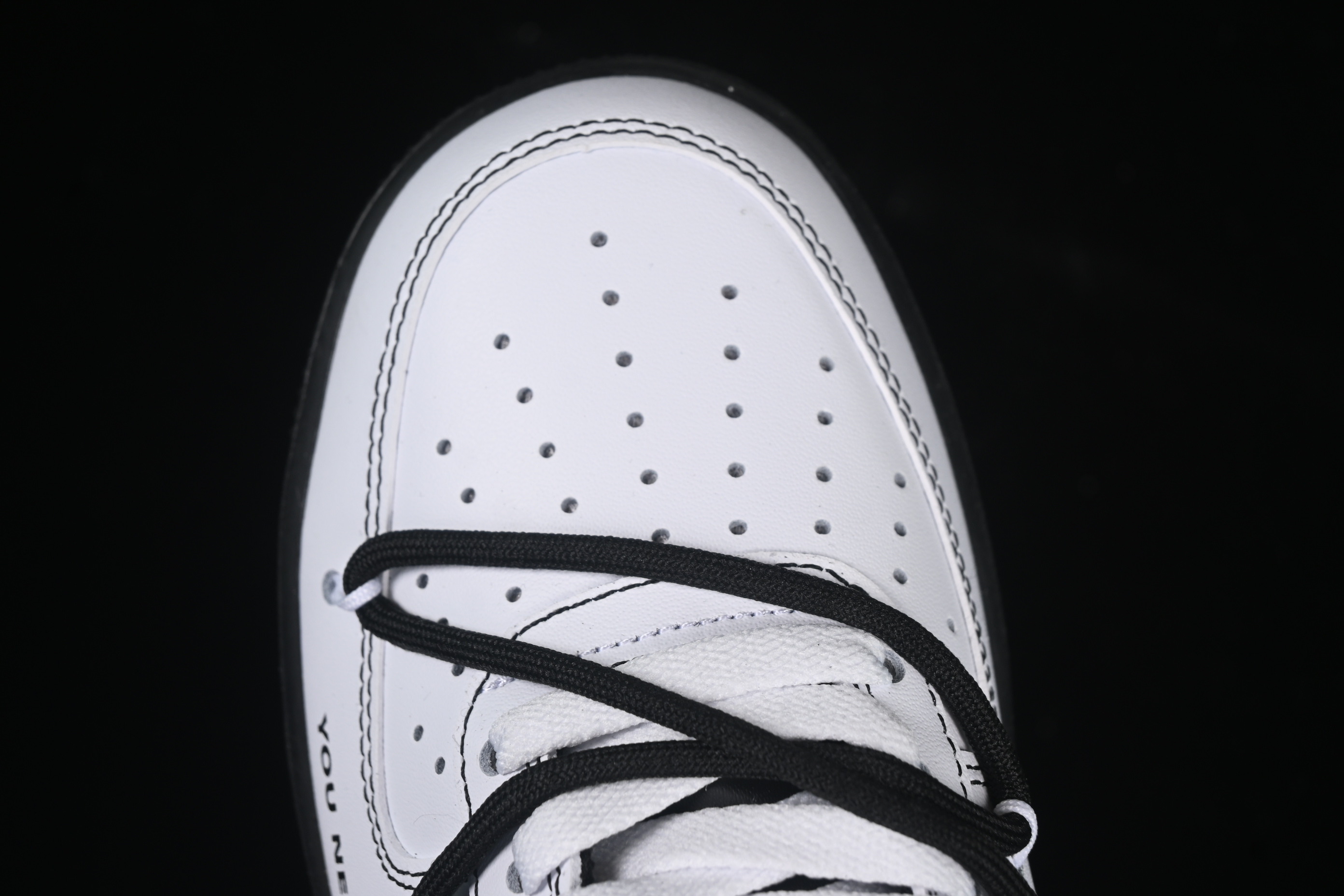 Nike Air Force 1'07 Low Casual Sneakers with Full-Length Air Cushion - ZH0316-066