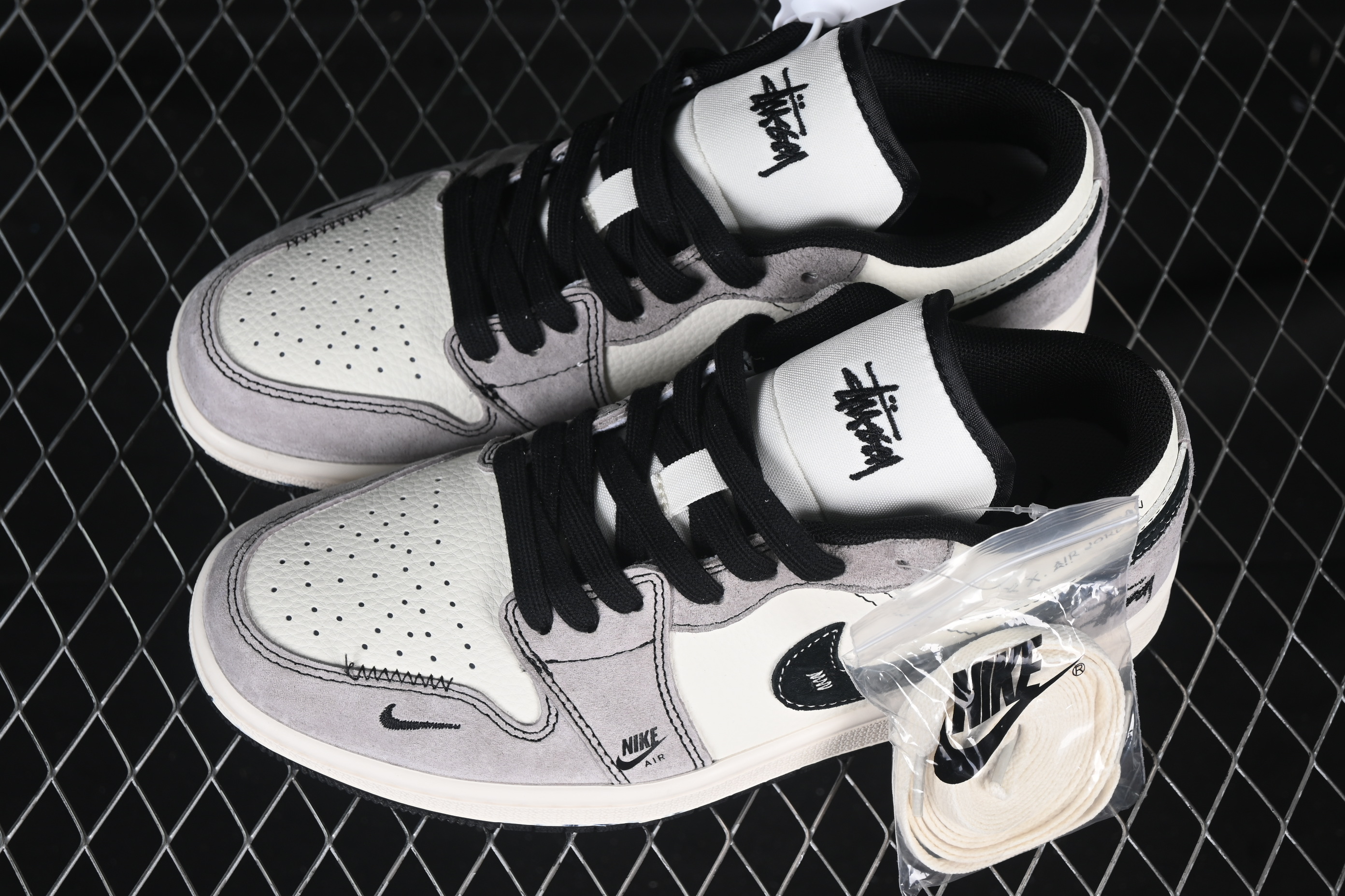 Nike Air Jordan 1 Low Stussy x Supreme Collaboration Custom High-End Retro Basketball Shoes - SJ9950-052