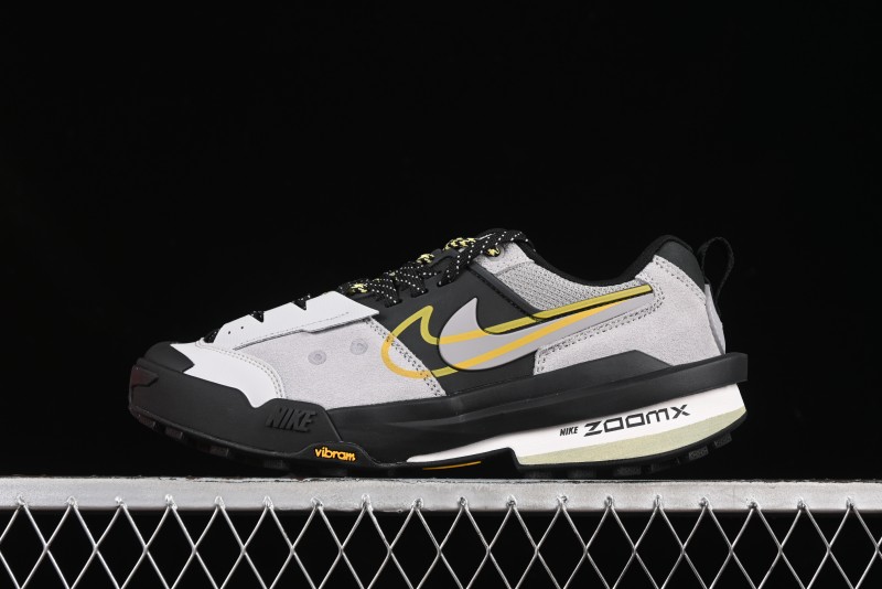Nike Sacai Zegamadome SP Low-Top Lifestyle Sneakers with Functional Design - HQ8618-003