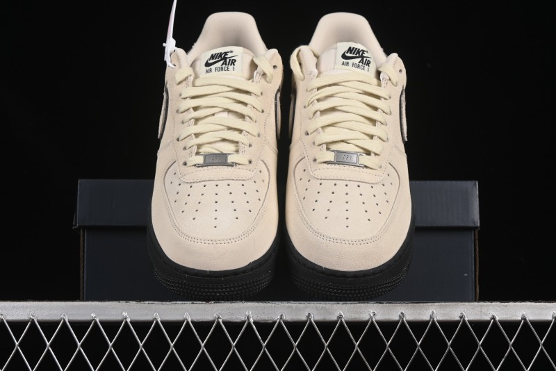 Nike Air Force 1'07 Low Casual Sneakers with Full-Length Air Cushion - HQ1966-200