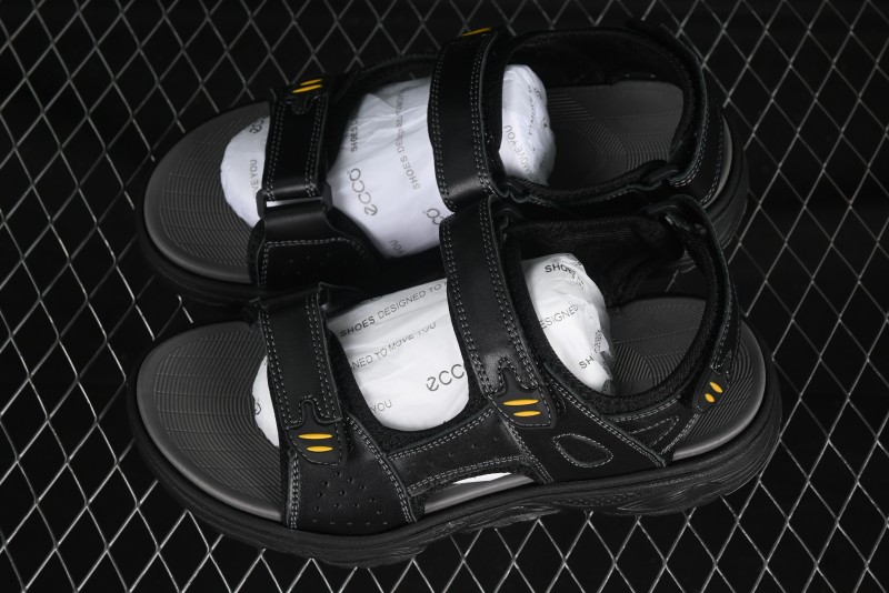 ECCO Off Trail Series Sport Leisure Sandals with Adjustable Hook-and-Loop Strap - 63251701001