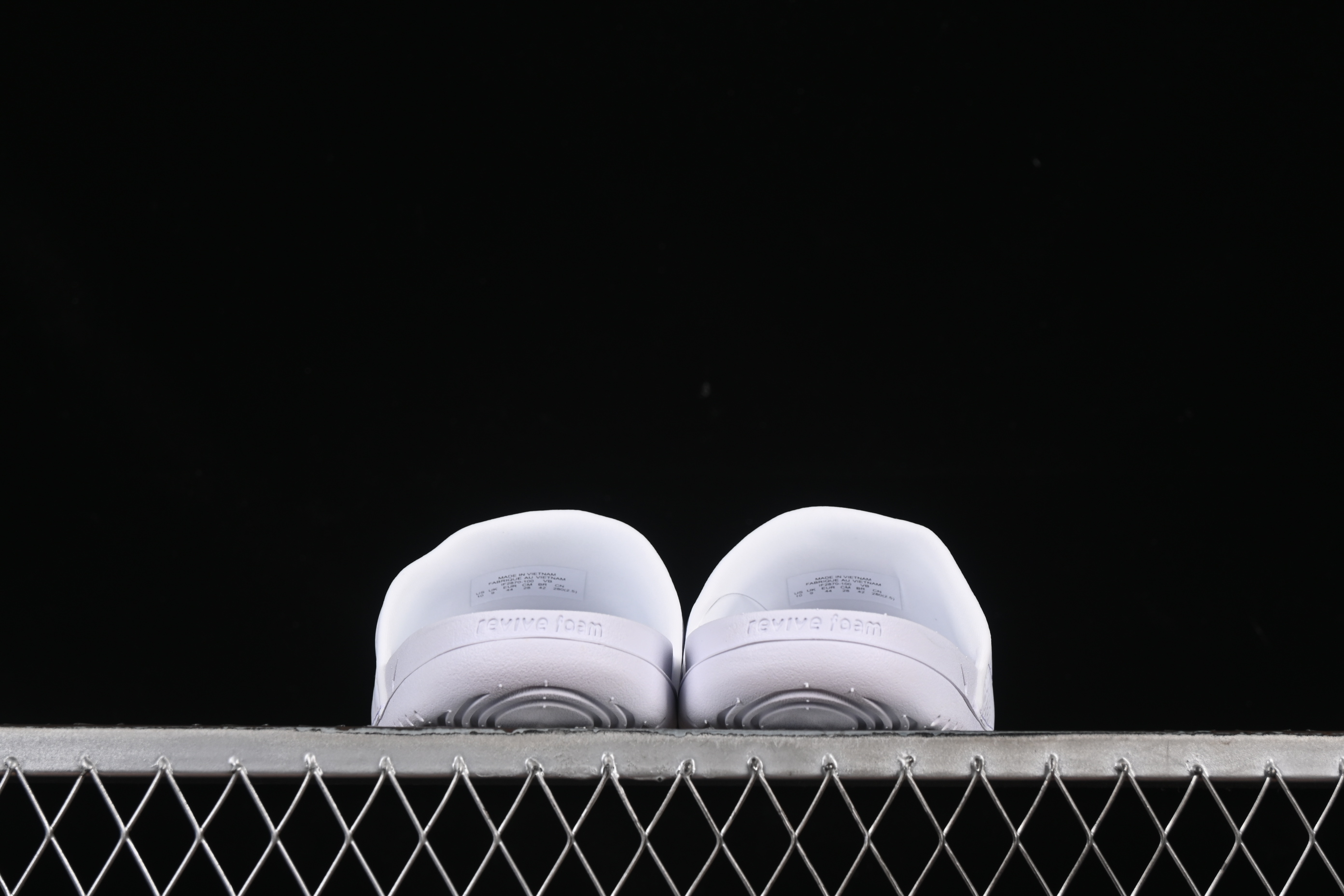 Nike Kobe Offcourt Slide Hyper Royal White Casual Slides - IF2870-100