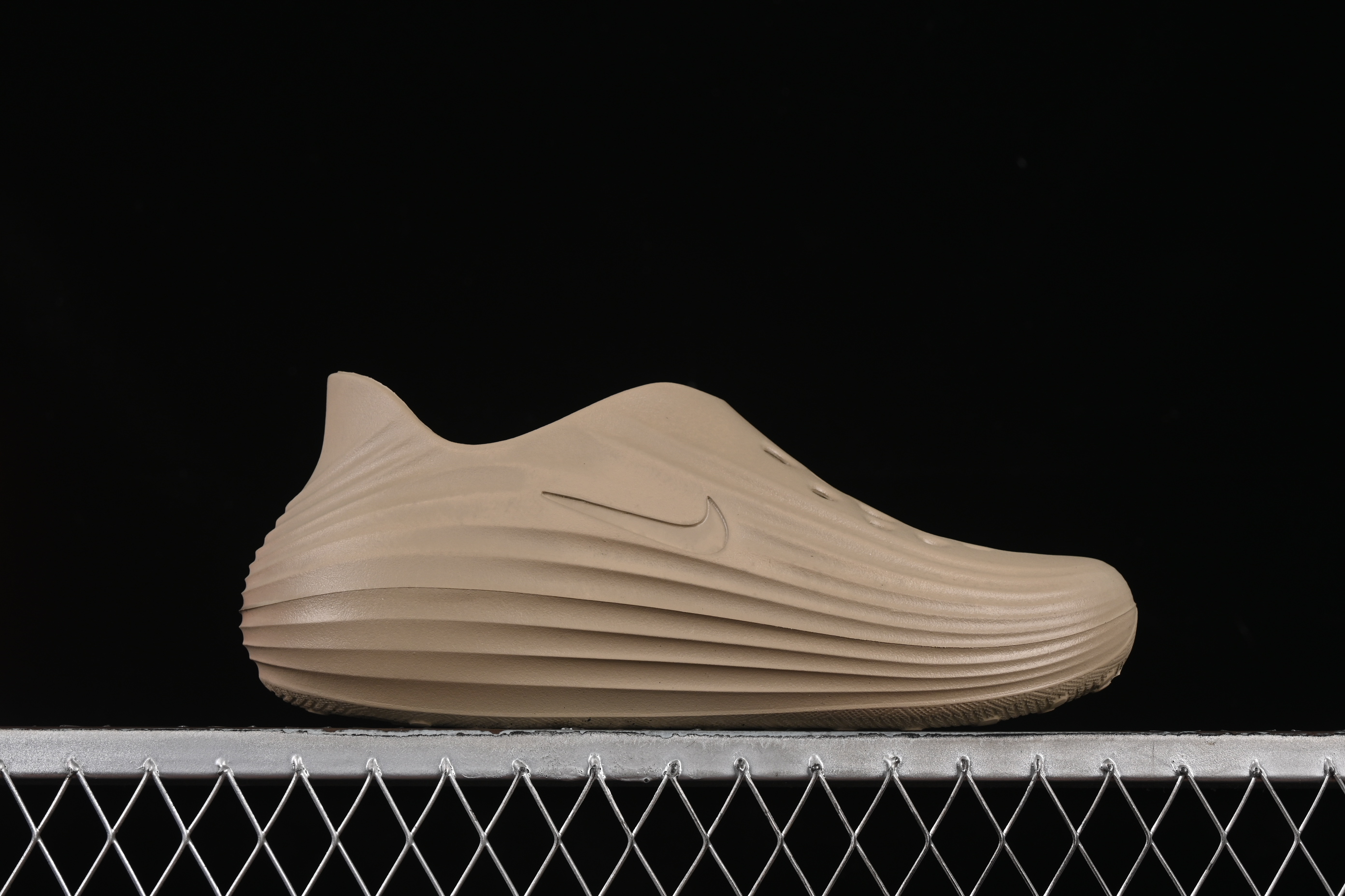 Nike ReactX Rejuven8 Summer Sandals with Superior Comfort and ReactX Foam Technology - HV5060-200