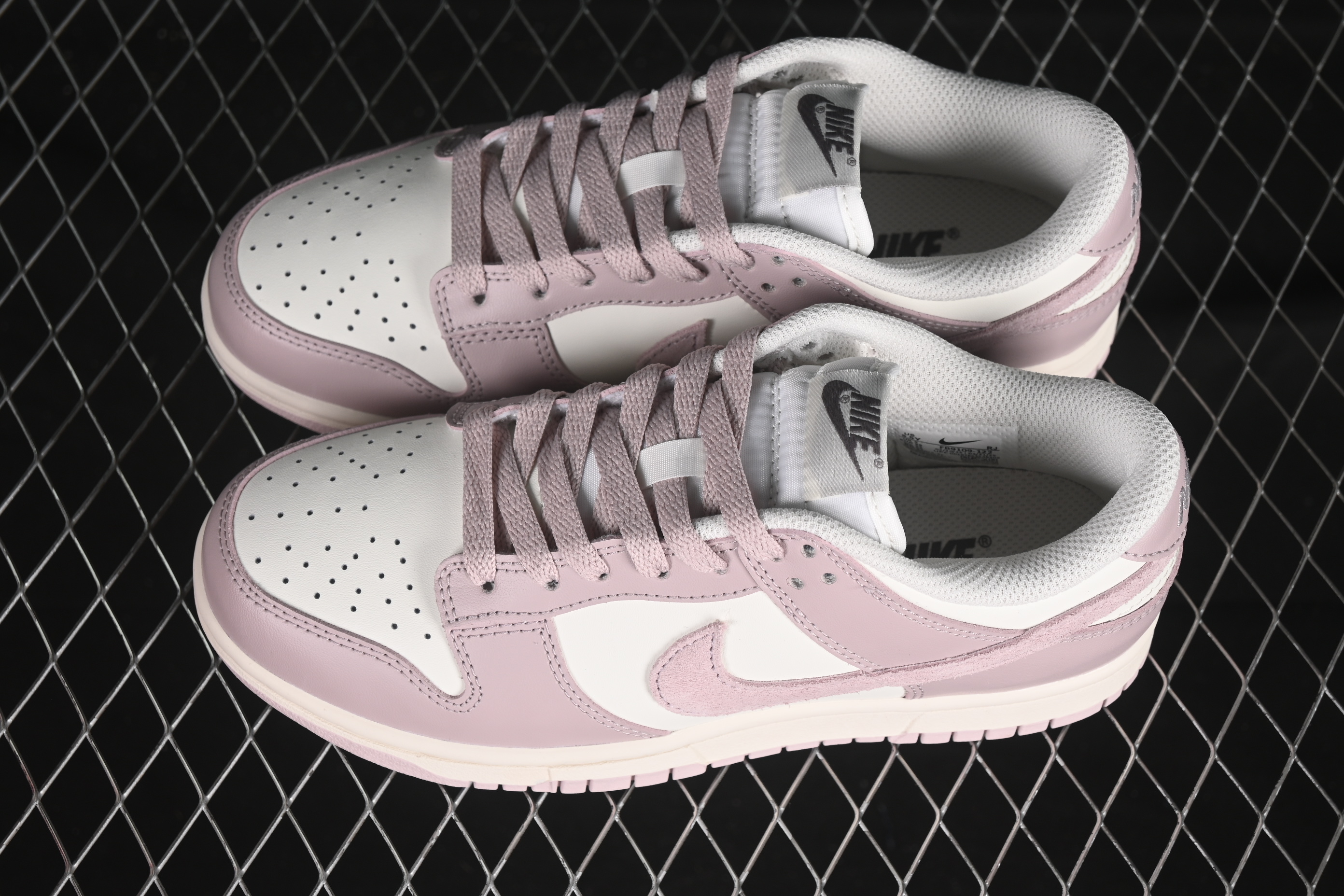 Nike SB Dunk Low White Light Purple Low-Top Casual Skate Shoes - FB9109-122