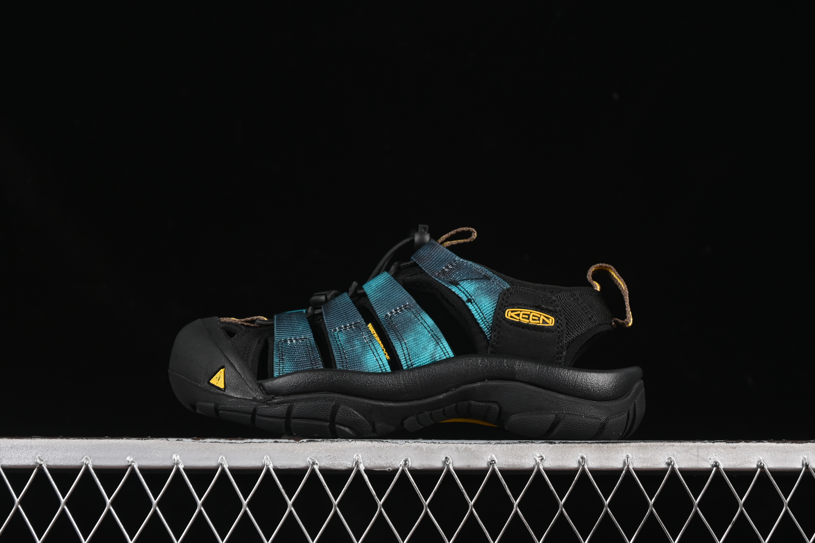 Keen Newport Summer Trendy Woven Elastic Strap Water Sandals for Hiking and Outdoor Activities - 1022258