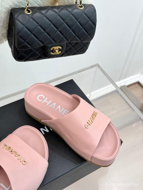 2025 Slippers Chanel Pink Leather Slippers