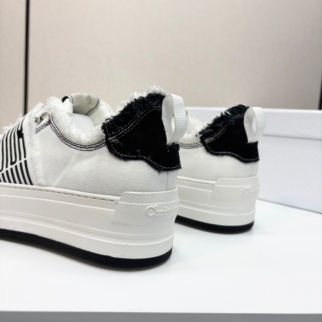 2025 Women Dior White Black Canvas Sneakers LY00300