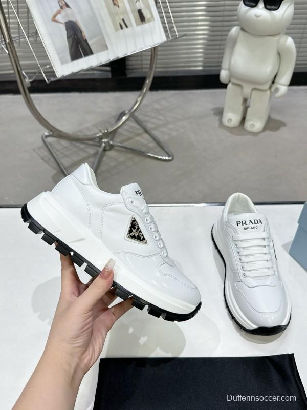 2025 Women Prada White Leather Sneakers KFY00310