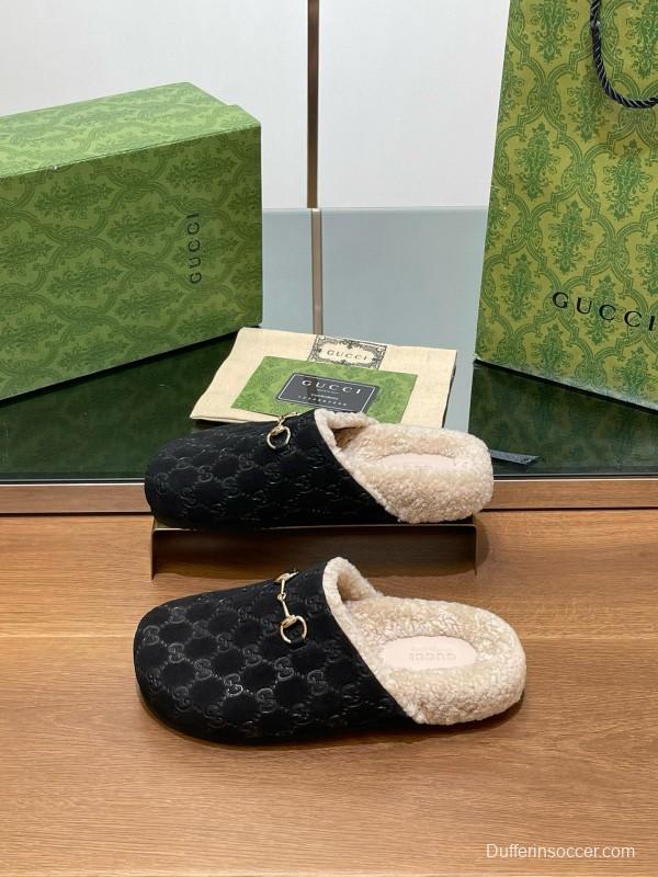 2024 Slippers Gucci Black Shearling GG Pattern