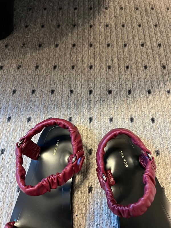 2025 Women The Row Burgundy Leather Sandals