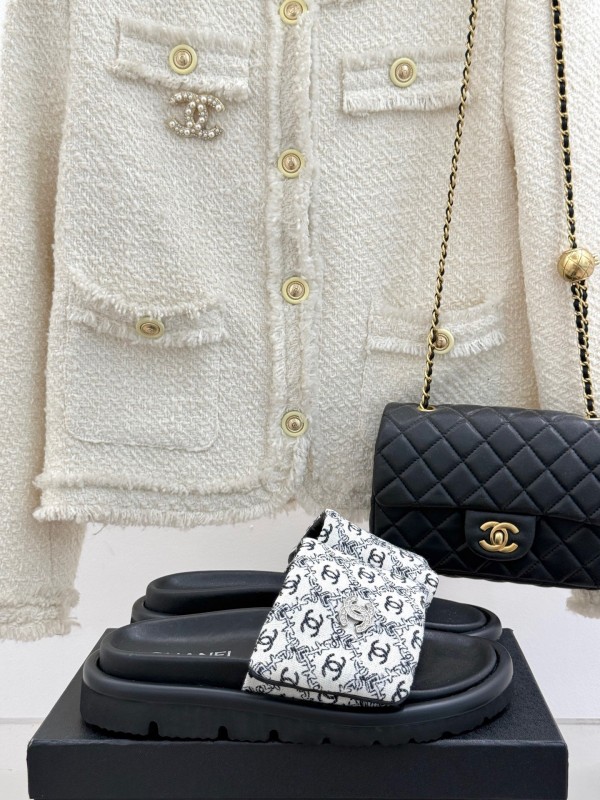 2025 Slippers Chanel Black White Nylon Slippers