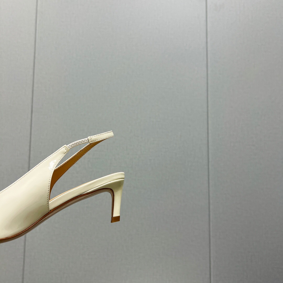 2025 Women Celine White Patent Leather Kitten Heel Pointed Toe Trimed KFY00290