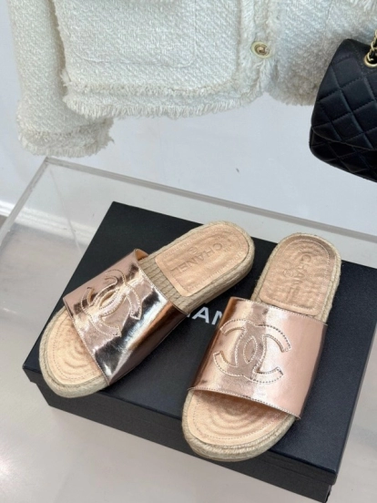2025 Slippers Chanel Rose Gold Leather Women Espadrille Handmade KFY00230