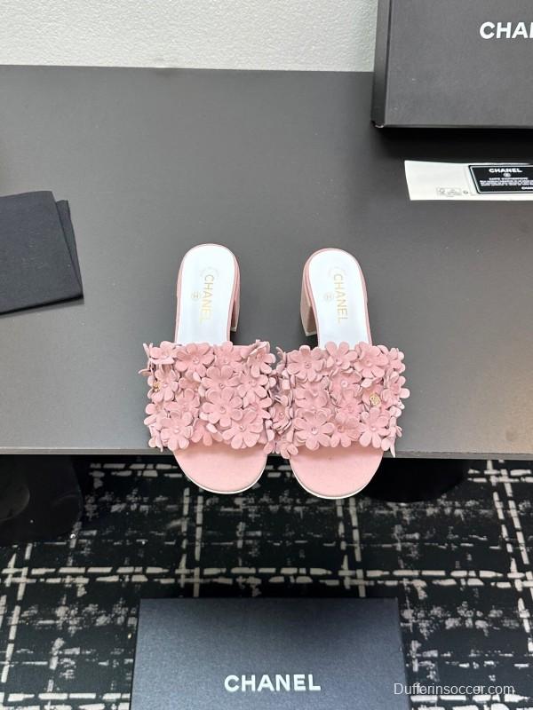2025/Women Chanel Pink Suede Floral Embellished Block Heel Sandals LY00360(F)