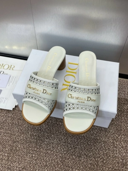 2025 Women Dior White Leather Sandals CD Pattern Low Heel KFY00310