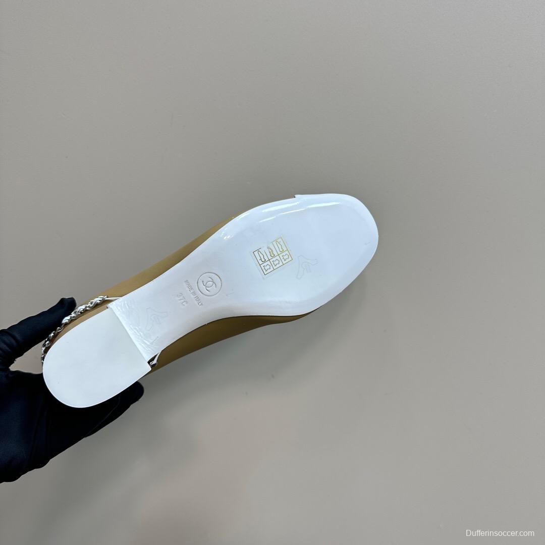 2025 Women Chanel Beige White Leather Pumps Chain Detail