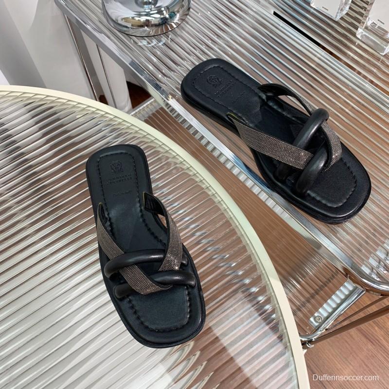 2025 Women Brunello Cucinelli Black Leather Flat Slides With Handwoven Beaded Straps KFY00300 (F)