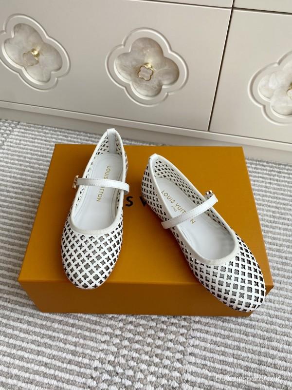 2025 Women Louis Vuitton White Leather Mary Jane Perforated KFY00310