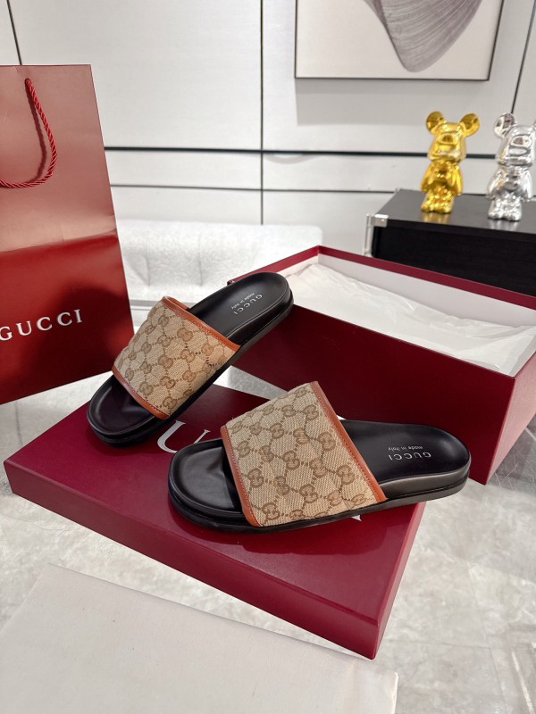 2025 Unisex Gucci Beige Brown Canvas Leather Slippers GG Embossed AS00240